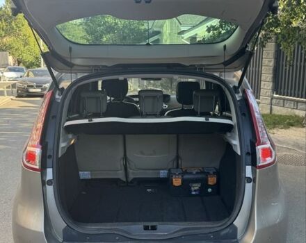 Коричневий Рено Сценік III, об'ємом двигуна 1.5 л та пробігом 300 тис. км за 8000 $, фото 10 на Automoto.ua