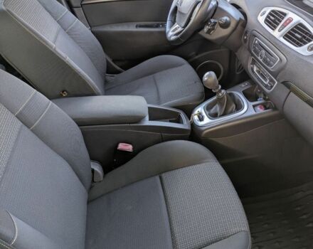 Рено Сценик III 2010 в Днепре (Днепропетровске) на Automoto.ua Коричневый Рено Сценик III, объемом двигателя 1.4 л и пробегом 195 тыс. км за 3600 $, фото 4 на Automoto.ua