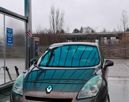 Коричневый Рено Сценик III, объемом двигателя 1.4 л и пробегом 203 тыс. км за 5399 $, фото 9 на Automoto.ua