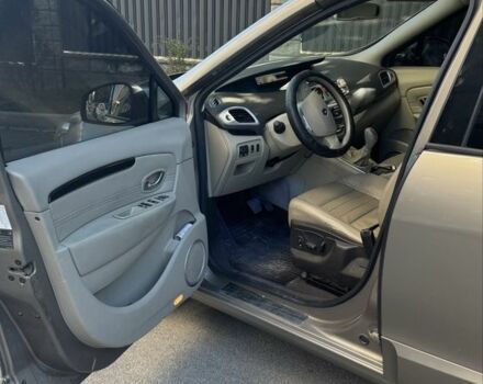 Коричневий Рено Сценік III, об'ємом двигуна 1.5 л та пробігом 300 тис. км за 8000 $, фото 7 на Automoto.ua