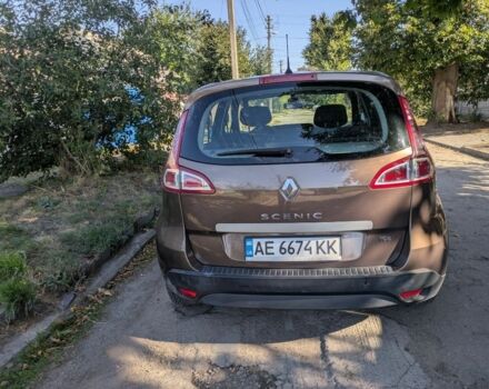 Рено Сценик III 2010 в Днепре (Днепропетровске) на Automoto.ua Коричневый Рено Сценик III, объемом двигателя 1.4 л и пробегом 195 тыс. км за 3600 $, фото 3 на Automoto.ua