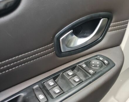 Коричневый Рено Сценик III, объемом двигателя 2 л и пробегом 311 тыс. км за 6800 $, фото 14 на Automoto.ua