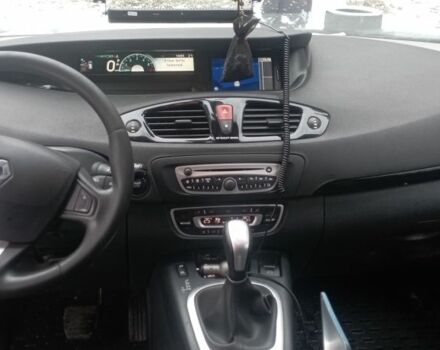 Коричневый Рено Сценик III, объемом двигателя 1.5 л и пробегом 295 тыс. км за 8100 $, фото 5 на Automoto.ua