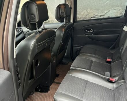 Коричневый Рено Сценик III, объемом двигателя 1.5 л и пробегом 241 тыс. км за 7350 $, фото 15 на Automoto.ua