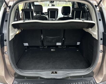 Коричневый Рено Сценик III, объемом двигателя 1.5 л и пробегом 241 тыс. км за 7350 $, фото 17 на Automoto.ua