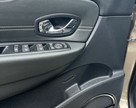 Коричневый Рено Сценик III, объемом двигателя 1.6 л и пробегом 225 тыс. км за 10700 $, фото 15 на Automoto.ua