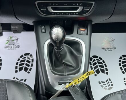 Коричневый Рено Сценик III, объемом двигателя 1.6 л и пробегом 225 тыс. км за 10700 $, фото 16 на Automoto.ua