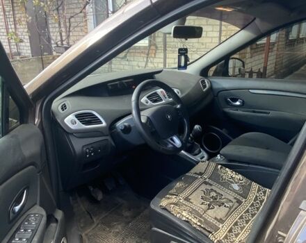 Коричневый Рено Сценик III, объемом двигателя 1.5 л и пробегом 280 тыс. км за 5500 $, фото 4 на Automoto.ua