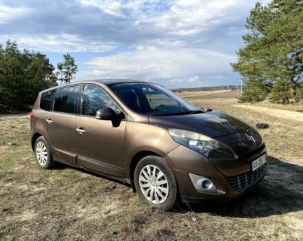 Коричневий Рено Сценік III, об'ємом двигуна 1.4 л та пробігом 215 тис. км за 6300 $, фото 14 на Automoto.ua