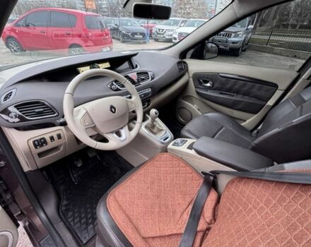 Коричневый Рено Сценик III, объемом двигателя 1.5 л и пробегом 239 тыс. км за 7999 $, фото 7 на Automoto.ua