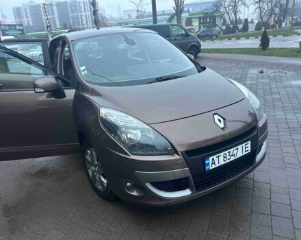 Коричневый Рено Сценик III, объемом двигателя 1.5 л и пробегом 260 тыс. км за 7500 $, фото 1 на Automoto.ua