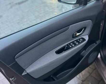 Коричневый Рено Сценик III, объемом двигателя 1.5 л и пробегом 260 тыс. км за 7500 $, фото 7 на Automoto.ua