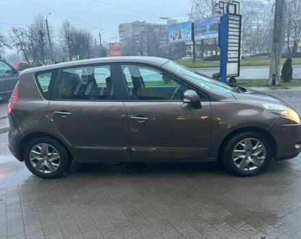 Коричневый Рено Сценик III, объемом двигателя 1.5 л и пробегом 260 тыс. км за 7500 $, фото 3 на Automoto.ua