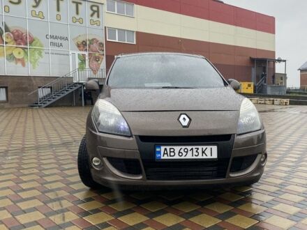 Рено Сценик III 2009 в Гайсине на Automoto.ua Коричневый Рено Сценик III, объемом двигателя 1.9 л и пробегом 376 тыс. км за 6500 $, фото 1 на Automoto.ua