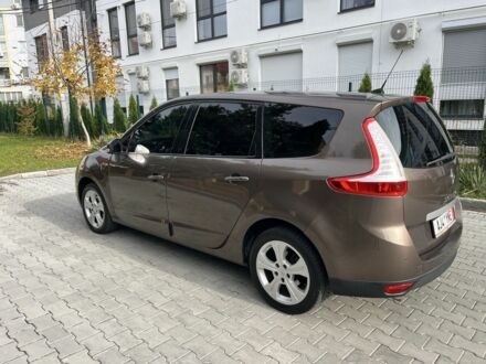 Рено Сценик III 2012 в Ужгороде на Automoto.ua Коричневый Рено Сценик III, объемом двигателя 1.5 л и пробегом 225 тыс. км за 7900 $, фото 1 на Automoto.ua