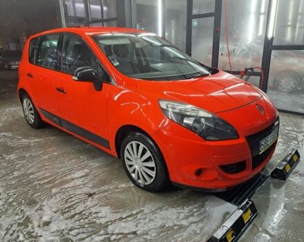 Красный Рено Сценик III, объемом двигателя 1.5 л и пробегом 242 тыс. км за 2750 $, фото 5 на Automoto.ua