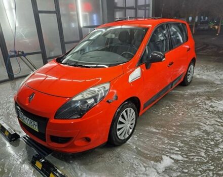 Красный Рено Сценик III, объемом двигателя 1.5 л и пробегом 242 тыс. км за 2750 $, фото 3 на Automoto.ua