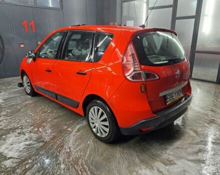 Красный Рено Сценик III, объемом двигателя 1.5 л и пробегом 242 тыс. км за 2750 $, фото 1 на Automoto.ua