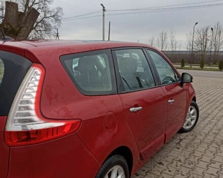 Красный Рено Сценик III, объемом двигателя 1.5 л и пробегом 224 тыс. км за 7600 $, фото 6 на Automoto.ua