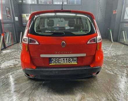 Красный Рено Сценик III, объемом двигателя 1.5 л и пробегом 242 тыс. км за 2750 $, фото 2 на Automoto.ua