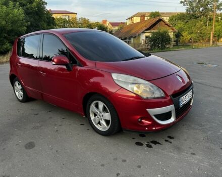 Красный Рено Сценик III, объемом двигателя 1.5 л и пробегом 300 тыс. км за 5800 $, фото 5 на Automoto.ua