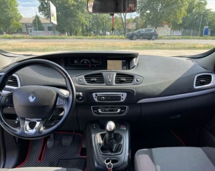 Червоний Рено Сценік III, об'ємом двигуна 1.5 л та пробігом 188 тис. км за 7550 $, фото 7 на Automoto.ua