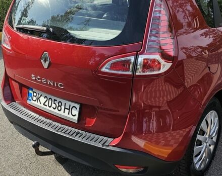Красный Рено Сценик III, объемом двигателя 2 л и пробегом 224 тыс. км за 8356 $, фото 6 на Automoto.ua