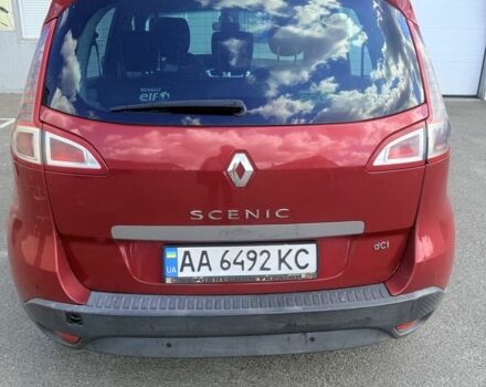 Красный Рено Сценик III, объемом двигателя 1.5 л и пробегом 350 тыс. км за 4700 $, фото 3 на Automoto.ua