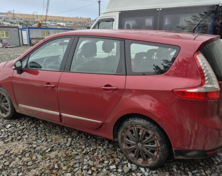 Червоний Рено Сценік III, об'ємом двигуна 1.6 л та пробігом 237 тис. км за 7500 $, фото 2 на Automoto.ua
