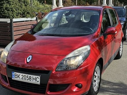 Рено Сценік III 2009 у Буче на Automoto.ua Червоний Рено Сценік III, об'ємом двигуна 2 л та пробігом 207 тис. км за 7200 $, фото 1 на Automoto.ua