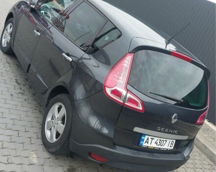 Серый Рено Сценик III, объемом двигателя 1.6 л и пробегом 215 тыс. км за 6500 $, фото 1 на Automoto.ua
