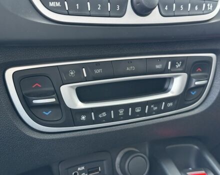 Серый Рено Сценик III, объемом двигателя 1.5 л и пробегом 265 тыс. км за 5350 $, фото 6 на Automoto.ua