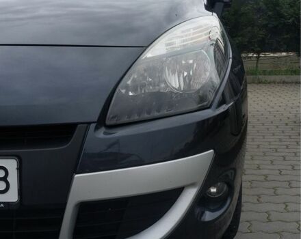 Серый Рено Сценик III, объемом двигателя 1.6 л и пробегом 215 тыс. км за 6500 $, фото 4 на Automoto.ua