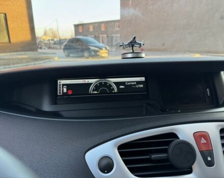 Серый Рено Сценик III, объемом двигателя 1.5 л и пробегом 265 тыс. км за 5350 $, фото 3 на Automoto.ua