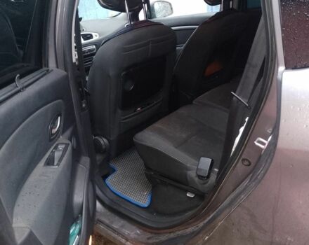 Рено Сценик III 2010 в Полтаве на Automoto.ua Серый Рено Сценик III, объемом двигателя 1.5 л и пробегом 204 тыс. км за 6500 $, фото 5 на Automoto.ua