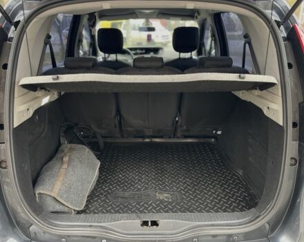 Сірий Рено Сценік III, об'ємом двигуна 1.5 л та пробігом 310 тис. км за 6700 $, фото 10 на Automoto.ua