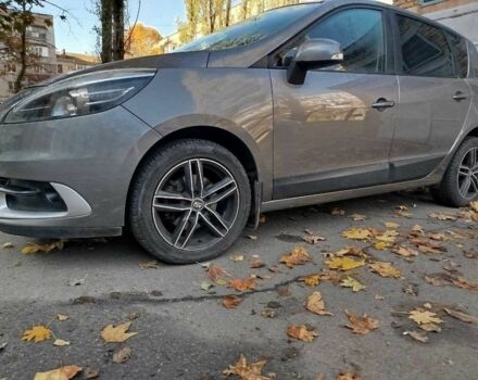 Серый Рено Сценик III, объемом двигателя 1.6 л и пробегом 226 тыс. км за 8500 $, фото 2 на Automoto.ua