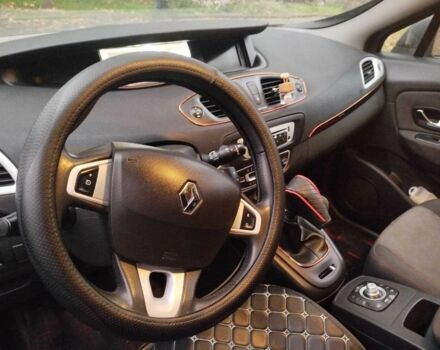 Серый Рено Сценик III, объемом двигателя 1.6 л и пробегом 226 тыс. км за 8500 $, фото 3 на Automoto.ua