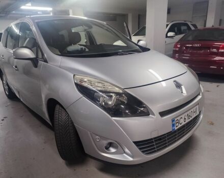 Серый Рено Сценик III, объемом двигателя 1.5 л и пробегом 260 тыс. км за 7000 $, фото 2 на Automoto.ua