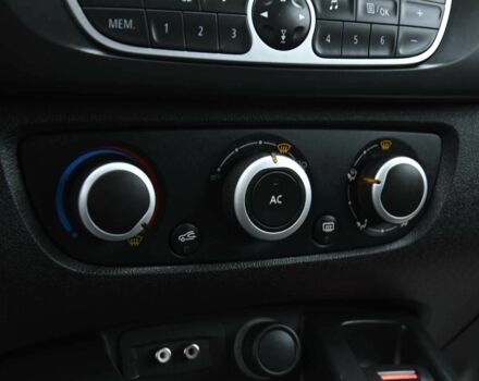 Серый Рено Сценик III, объемом двигателя 1.6 л и пробегом 206 тыс. км за 6999 $, фото 12 на Automoto.ua