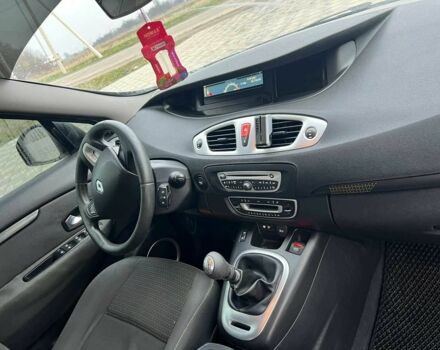 Серый Рено Сценик III, объемом двигателя 1.9 л и пробегом 260 тыс. км за 6550 $, фото 7 на Automoto.ua