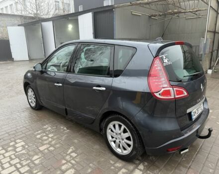 Серый Рено Сценик III, объемом двигателя 1.5 л и пробегом 208 тыс. км за 5700 $, фото 2 на Automoto.ua