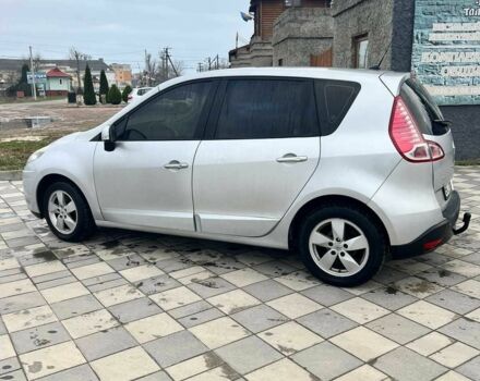 Серый Рено Сценик III, объемом двигателя 1.9 л и пробегом 260 тыс. км за 6550 $, фото 2 на Automoto.ua