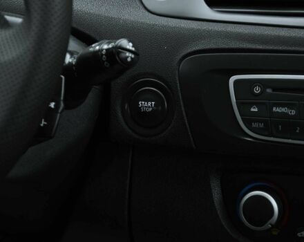 Серый Рено Сценик III, объемом двигателя 1.6 л и пробегом 206 тыс. км за 6999 $, фото 10 на Automoto.ua