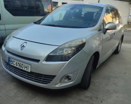 Серый Рено Сценик III, объемом двигателя 1.5 л и пробегом 260 тыс. км за 7000 $, фото 1 на Automoto.ua