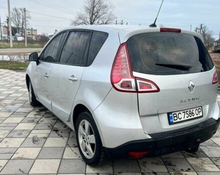 Серый Рено Сценик III, объемом двигателя 1.9 л и пробегом 260 тыс. км за 6550 $, фото 1 на Automoto.ua