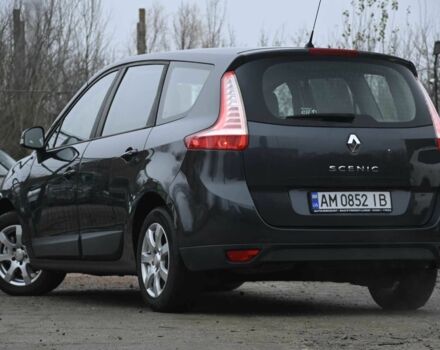 Серый Рено Сценик III, объемом двигателя 1.6 л и пробегом 206 тыс. км за 6999 $, фото 4 на Automoto.ua