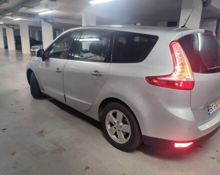 Серый Рено Сценик III, объемом двигателя 1.5 л и пробегом 260 тыс. км за 7000 $, фото 13 на Automoto.ua