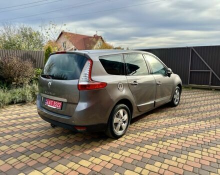 Серый Рено Сценик III, объемом двигателя 1.5 л и пробегом 245 тыс. км за 6300 $, фото 7 на Automoto.ua