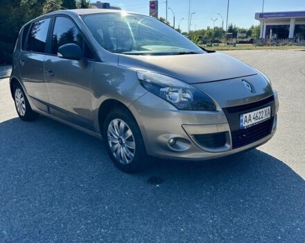 Сірий Рено Сценік III, об'ємом двигуна 1.6 л та пробігом 240 тис. км за 5900 $, фото 13 на Automoto.ua